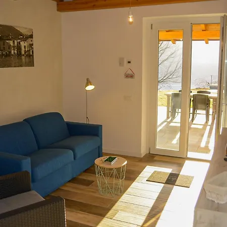 Lariano Giardino - Ferienwohnung Mit Garten Und Seeblick דירה
