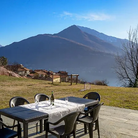 Lariano Giardino - Ferienwohnung Mit Garten Und Seeblick