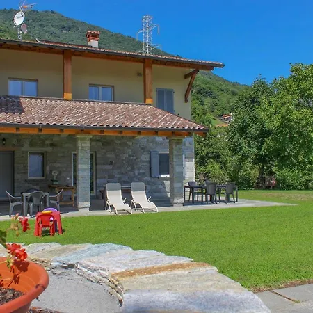 Lariano Giardino - Ferienwohnung Mit Garten Und Seeblick Кремия